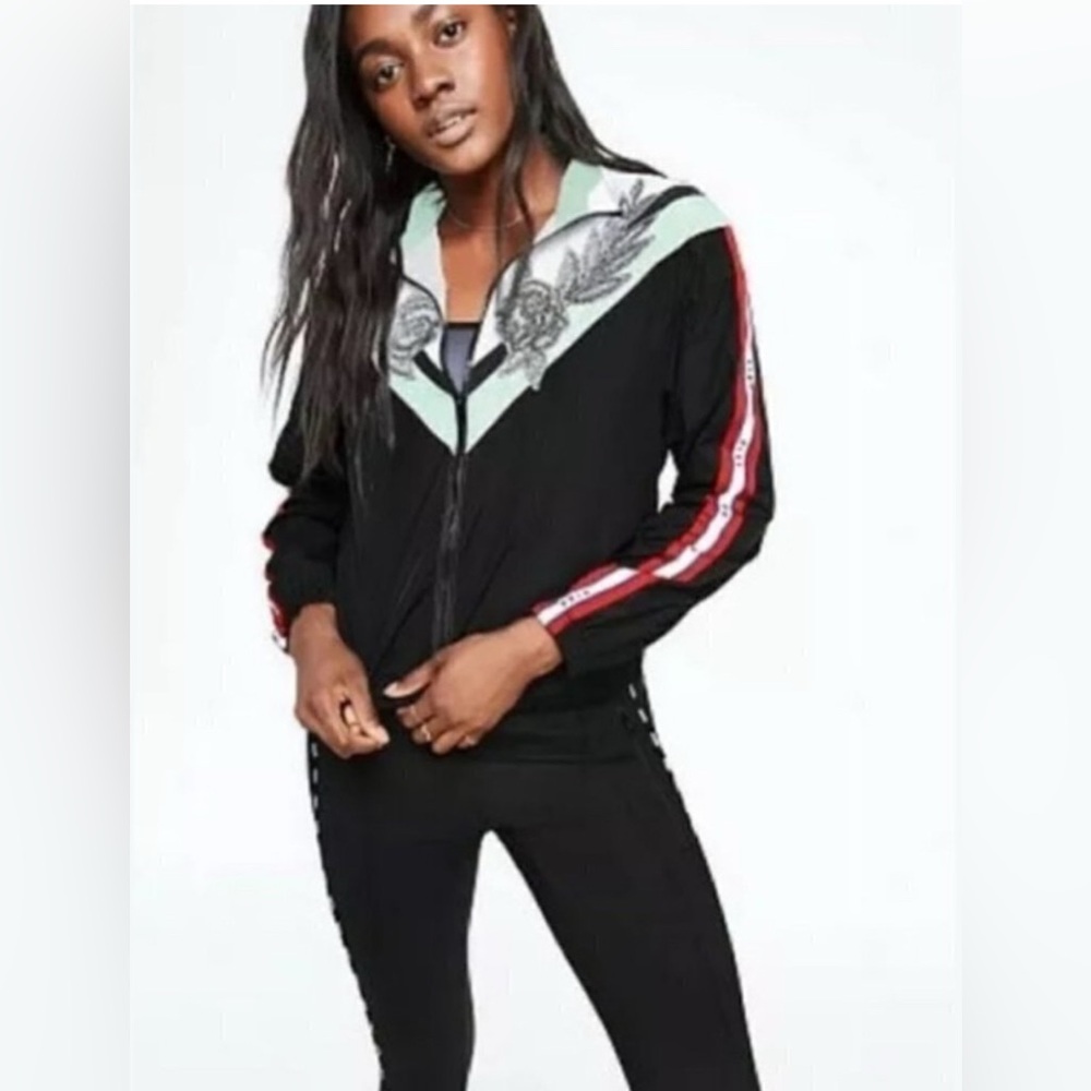 PINK Victoria’s Secret Graphic Logo Tape Windbreaker Jacket, XS / S
